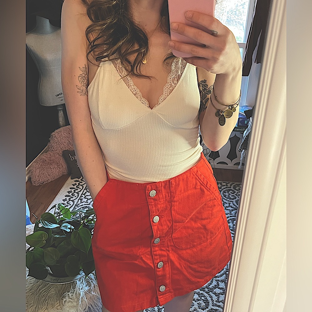 Vintage red denim mini skirt ✨